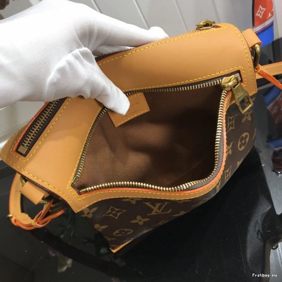 Frstbag ru LOUIS SLANTING VUITTON 0806